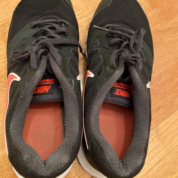 Nike athletic shoes hood condition comfy size 7.5 - Picture 4 of 11